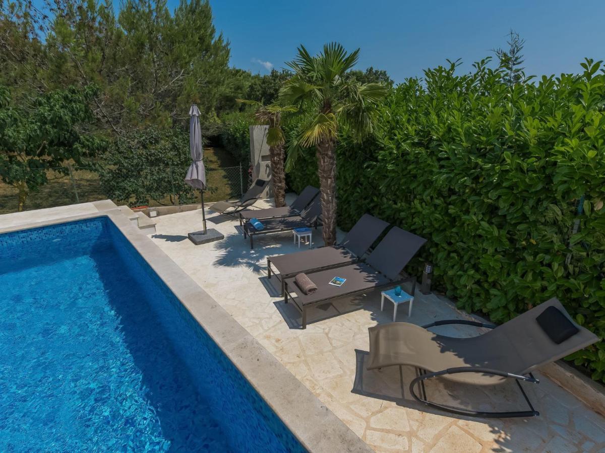 Holiday Home Villa Joy By Interhome Novigrad  Zewnętrze zdjęcie
