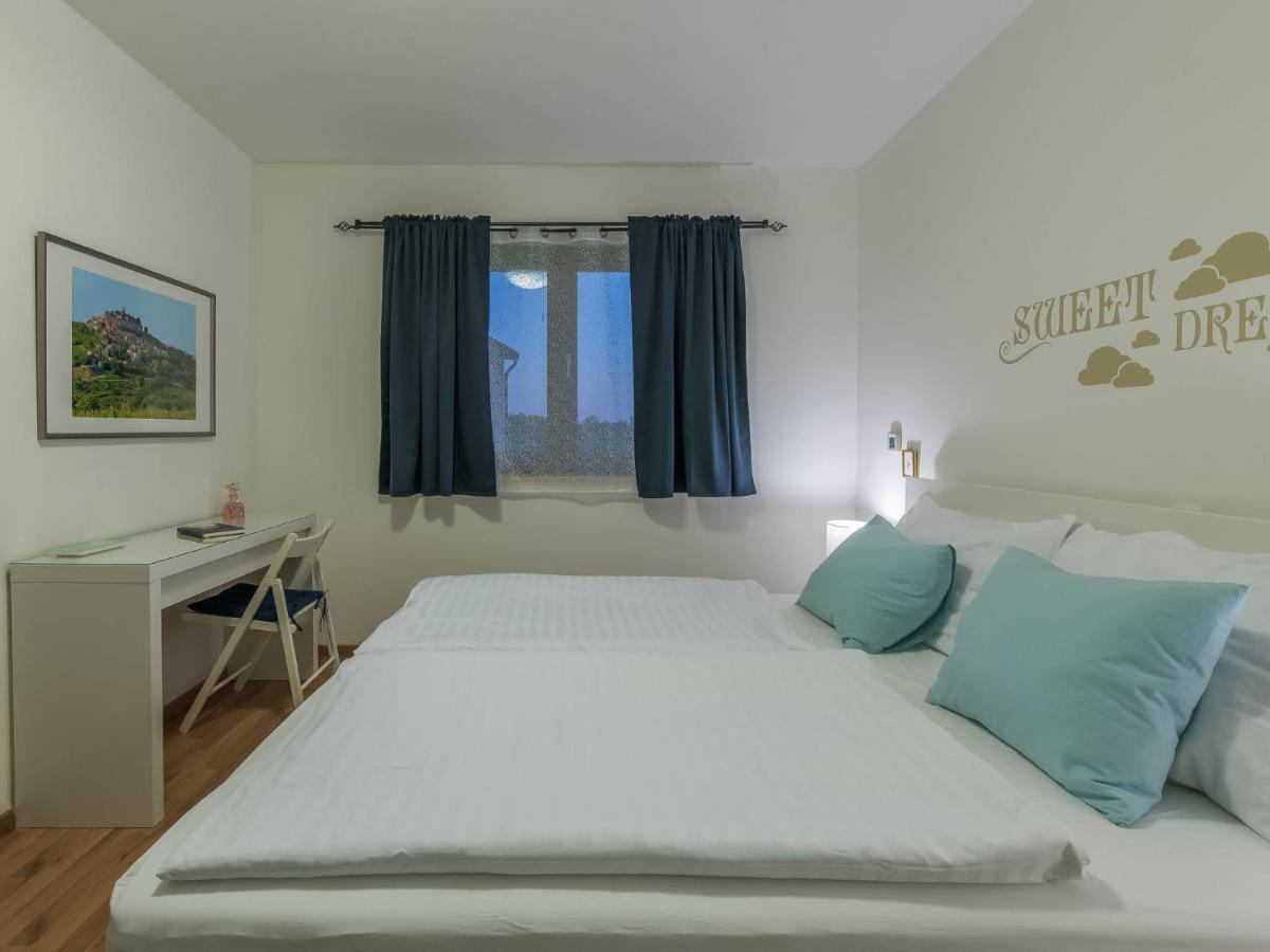 Holiday Home Villa Joy By Interhome Novigrad  Zewnętrze zdjęcie